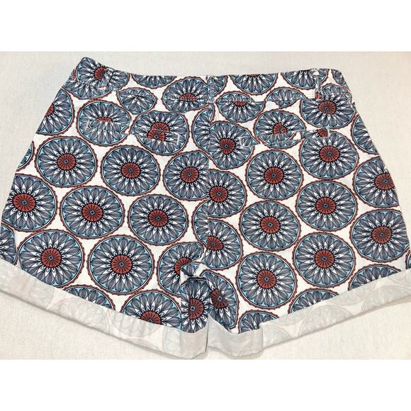 Banana Republic‎ Medallion Floral Printed Cuffed Chino Shorts Size 4 - Picture 8 of 9